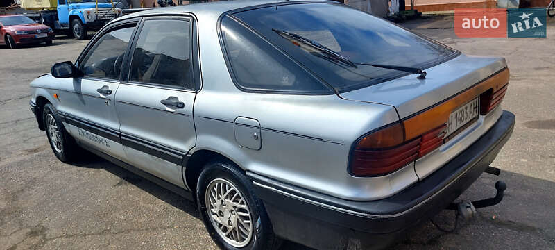 Лифтбек Mitsubishi Galant 1990 в Одессе фото 6 Лифтбек Mitsubishi Galant 1990 в Одессе