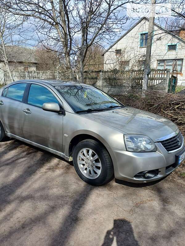 Седан Mitsubishi Galant 2008 в Переяславе