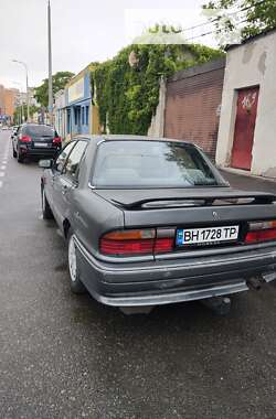 Седан Mitsubishi Galant 1989 в Одессе