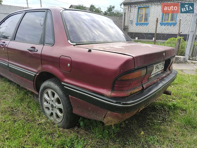 Седан Mitsubishi Galant 1989 в Житомире