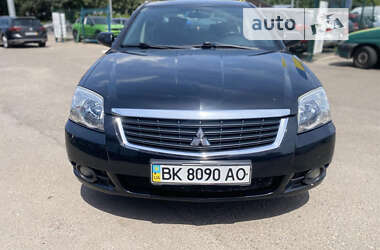 Седан Mitsubishi Galant 2008 в Ровно