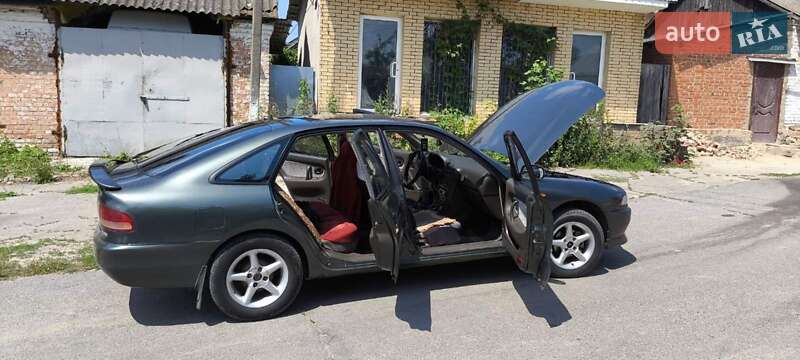Лифтбек Mitsubishi Galant 1994 в Жмеринке