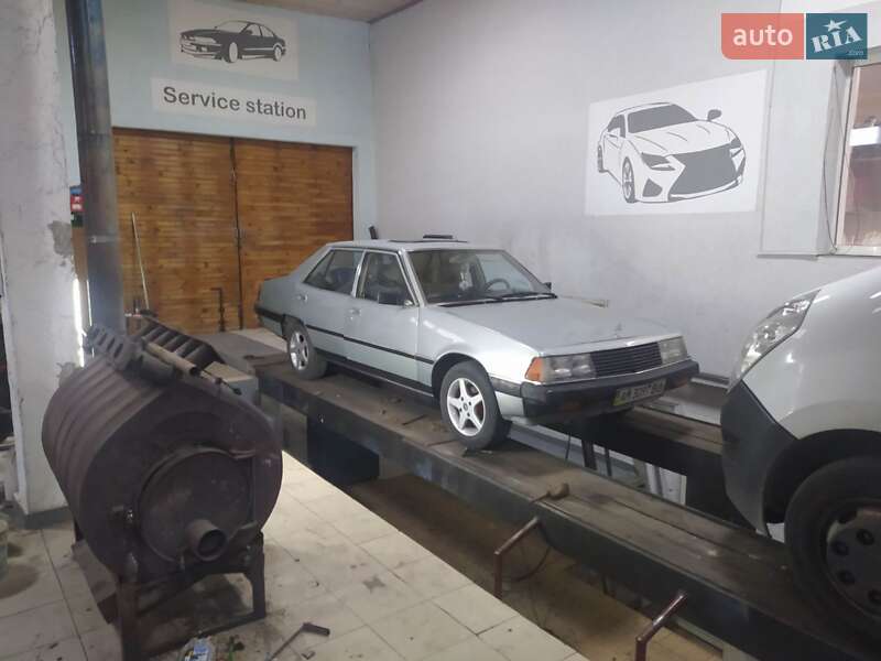 Седан Mitsubishi Galant 1981 в Барановке