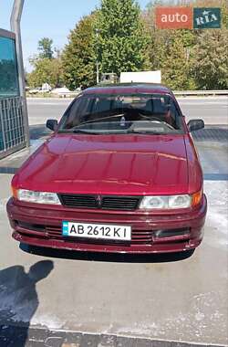 Лифтбек Mitsubishi Galant 1992 в Гайсине