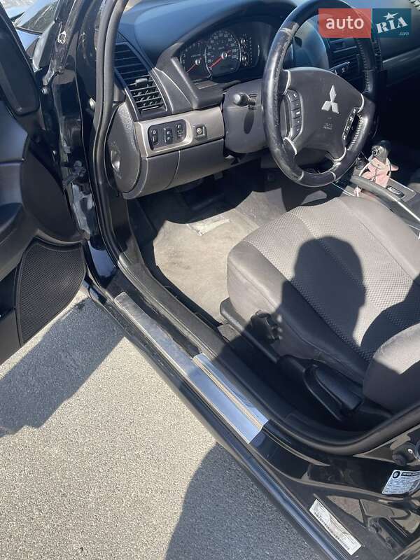 Седан Mitsubishi Galant 2008 в Буче