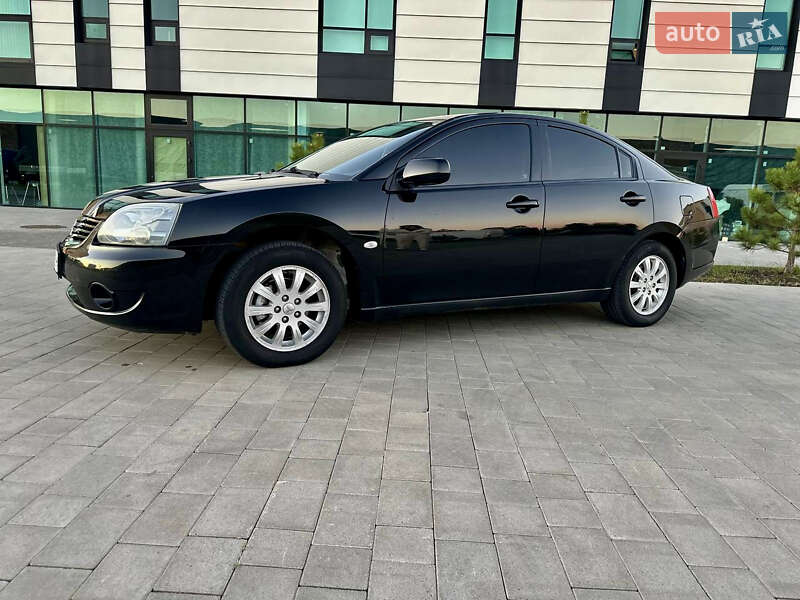 Седан Mitsubishi Galant 2007 в Хмельницком