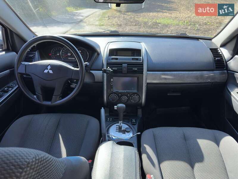 Седан Mitsubishi Galant 2007 в Хмельницком