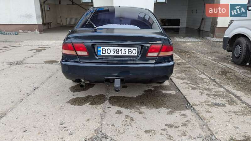 Ліфтбек Mitsubishi Galant 1993 в Шумську