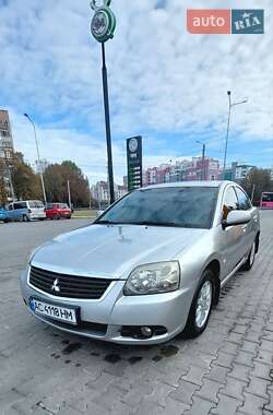 Седан Mitsubishi Galant 2009 в Луцке