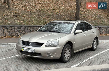 Седан Mitsubishi Galant 2007 в Киеве