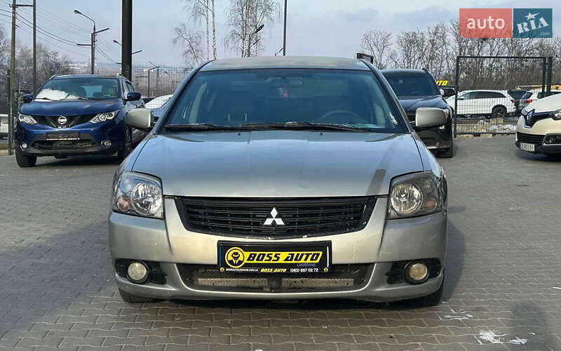 Седан Mitsubishi Galant 2008 в Черновцах