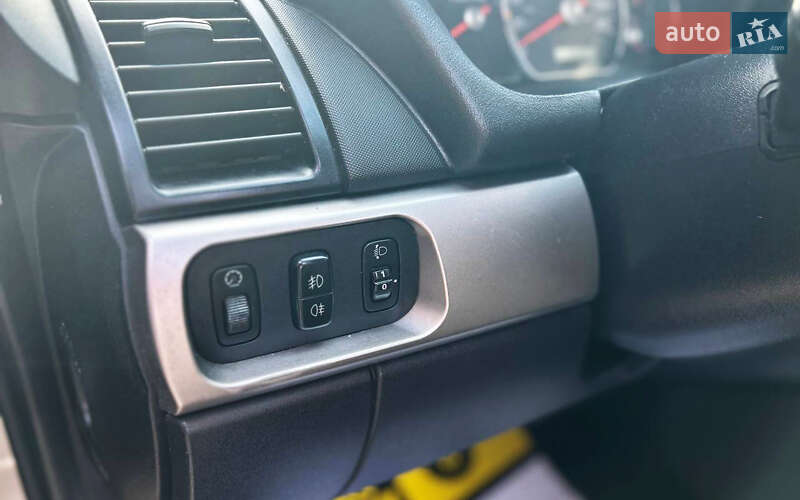 Седан Mitsubishi Galant 2008 в Черновцах