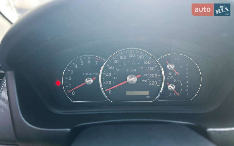 Седан Mitsubishi Galant 2008 в Черновцах
