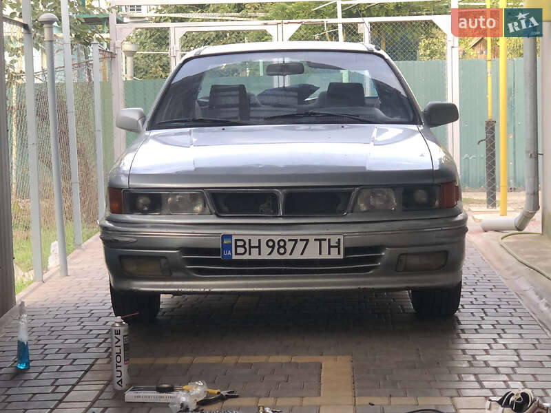 Седан Mitsubishi Galant 1991 в Миколаєві