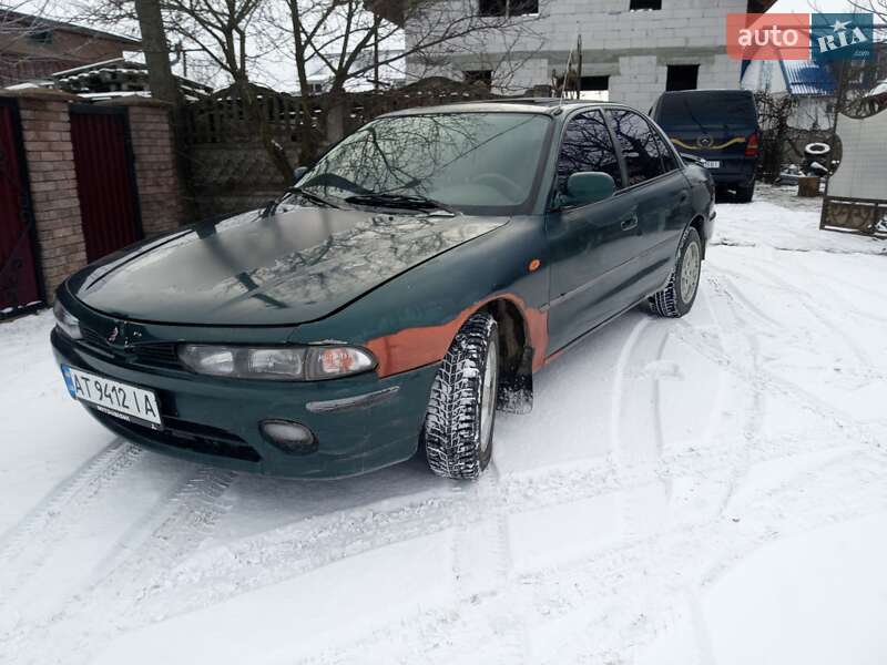 Седан Mitsubishi Galant 1995 в Ивано-Франковске