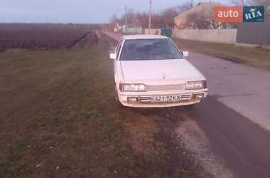 Седан Mitsubishi Galant 1986 в Кагарлику