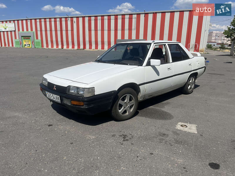 Седан Mitsubishi Galant 1986 в Харкові