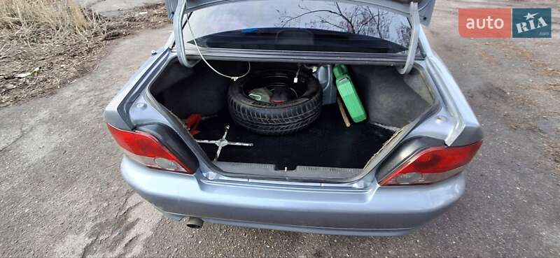 Седан Mitsubishi Galant 2002 в Лубнах