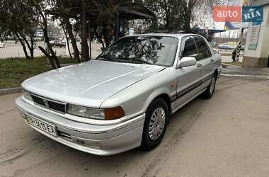 Ліфтбек Mitsubishi Galant 1989 в Одесі