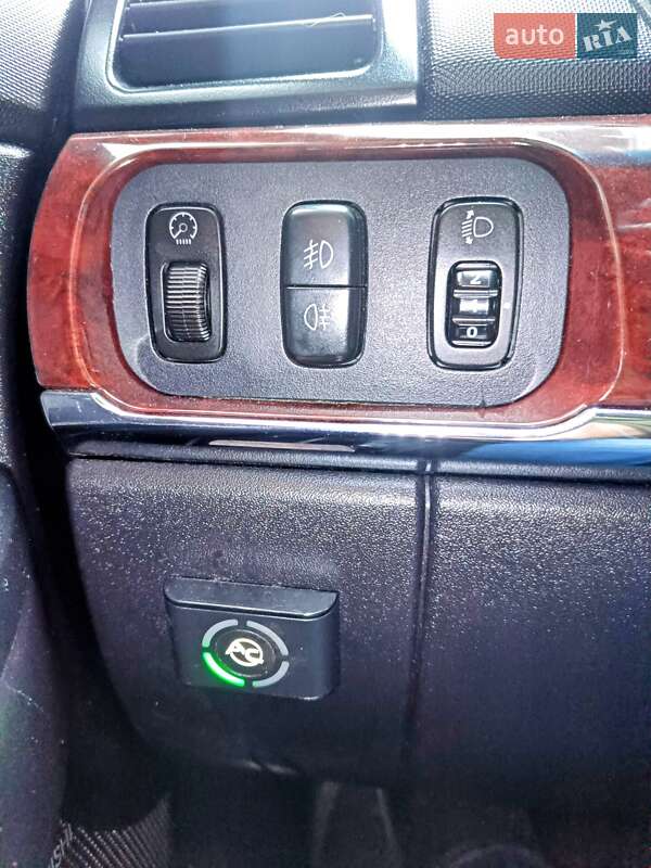 Седан Mitsubishi Galant 2008 в Звягелі
