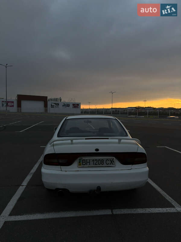 Седан Mitsubishi Galant 1993 в Одесі