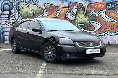 Седан Mitsubishi Galant 2012 в Киеве