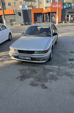 Седан Mitsubishi Galant 1989 в Харкові