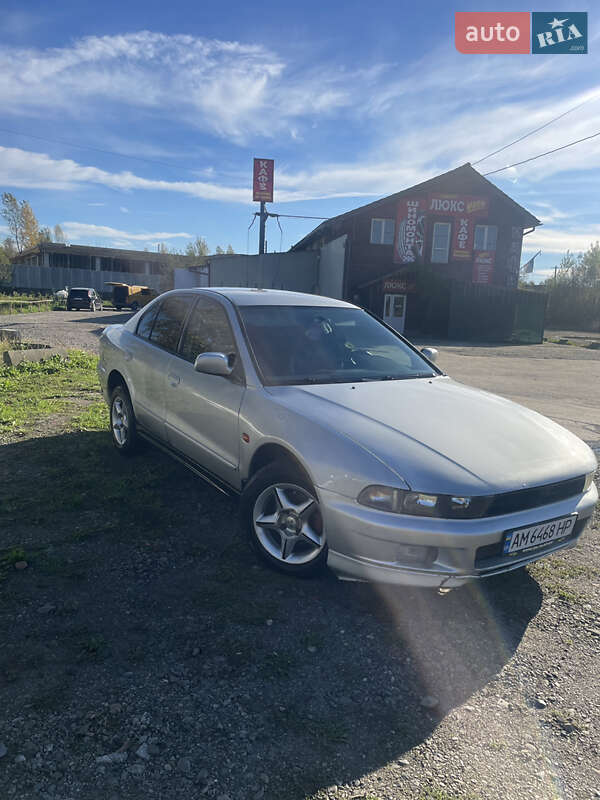 Седан Mitsubishi Galant 1997 в Жидачові