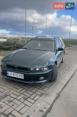 Универсал Mitsubishi Galant 2000 в 