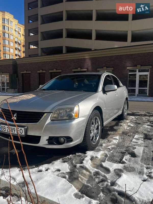 Седан Mitsubishi Galant 2008 в Софиевской Борщаговке