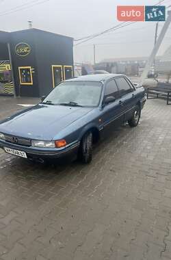 Седан Mitsubishi Galant 1988 в Іллінцях