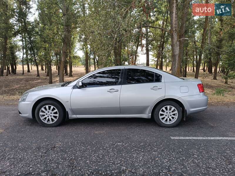 Седан Mitsubishi Galant 2008 в Кобеляках
