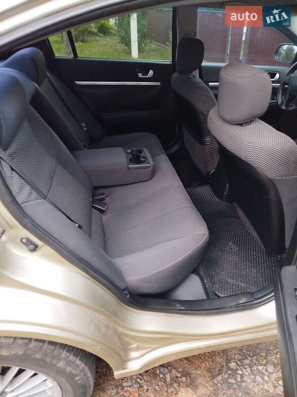 Седан Mitsubishi Galant 2007 в Узине