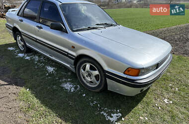 Седан Mitsubishi Galant 1989 в 