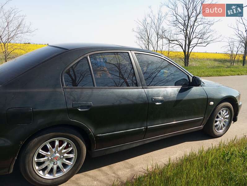 Седан Mitsubishi Galant 1997 в Доброславе