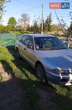 Лифтбек Mitsubishi Galant 1993 в Ильинцах