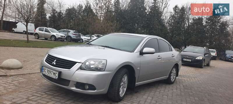 Седан Mitsubishi Galant 2009 в 