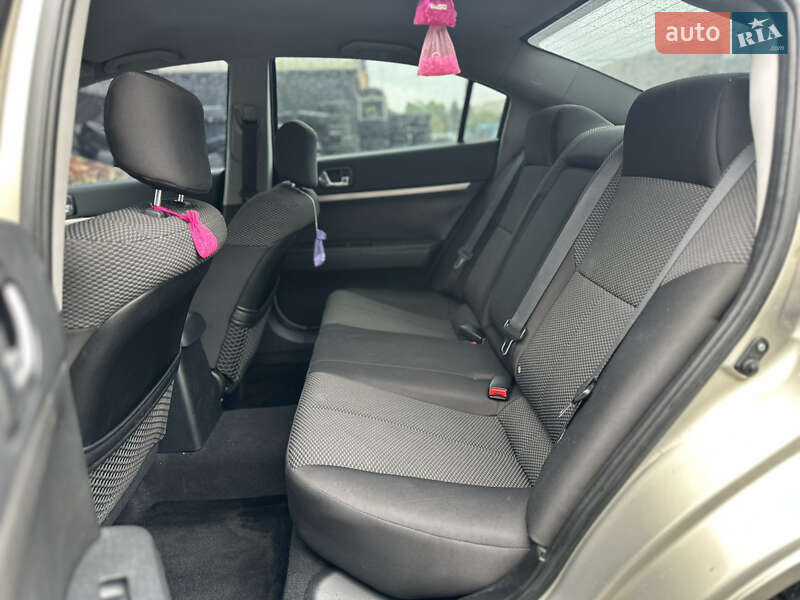 Седан Mitsubishi Galant 2009 в Львове