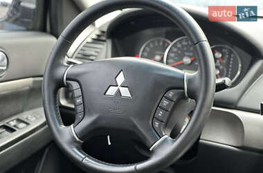 Седан Mitsubishi Galant 2009 в 