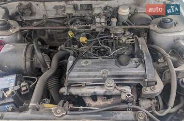 Седан Mitsubishi Galant 1988 в 