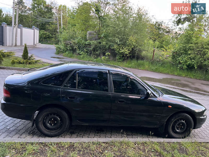 Лифтбек Mitsubishi Galant 1993 в Львове