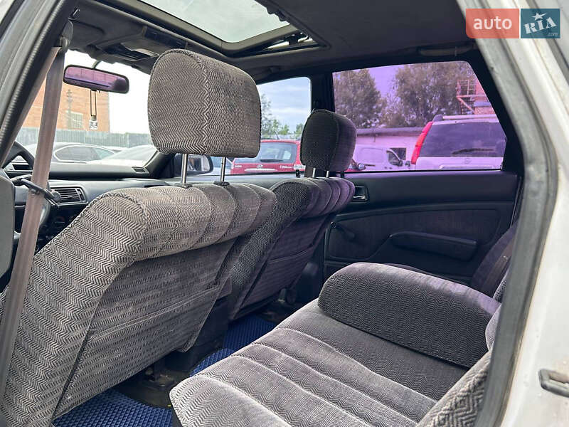Седан Mitsubishi Galant 1990 в Києві