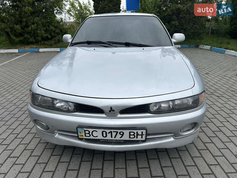 Лифтбек Mitsubishi Galant 1996 в 