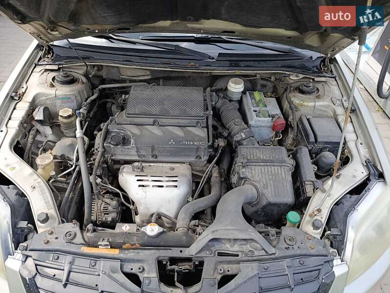 Седан Mitsubishi Galant 2008 в Харькове