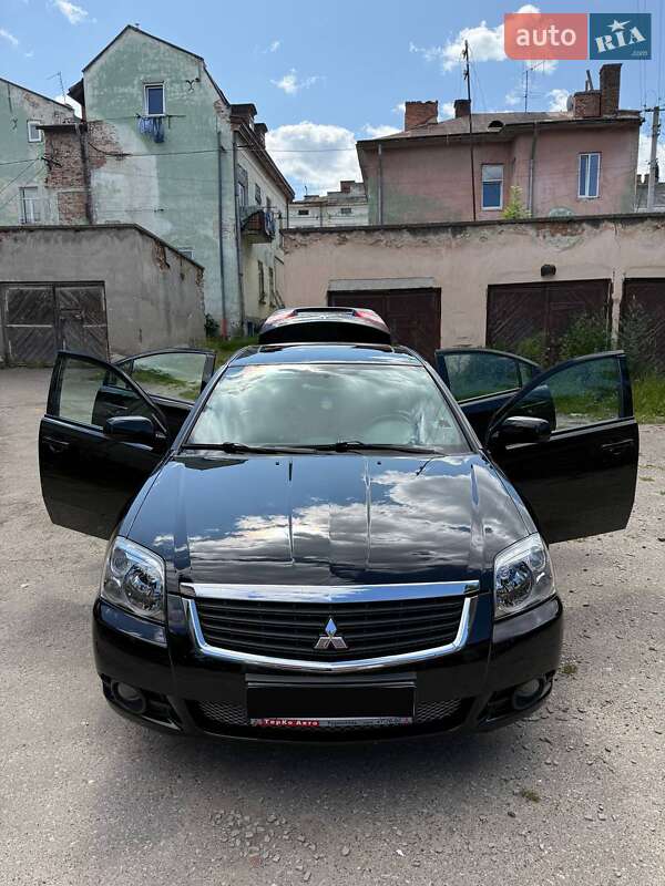 Седан Mitsubishi Galant 2009 в Бережанах