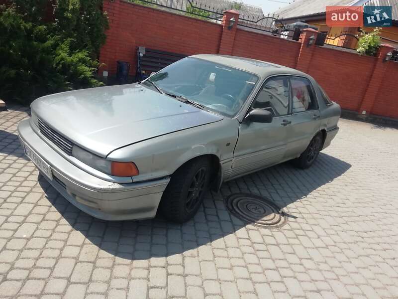 Mitsubishi Galant 1990