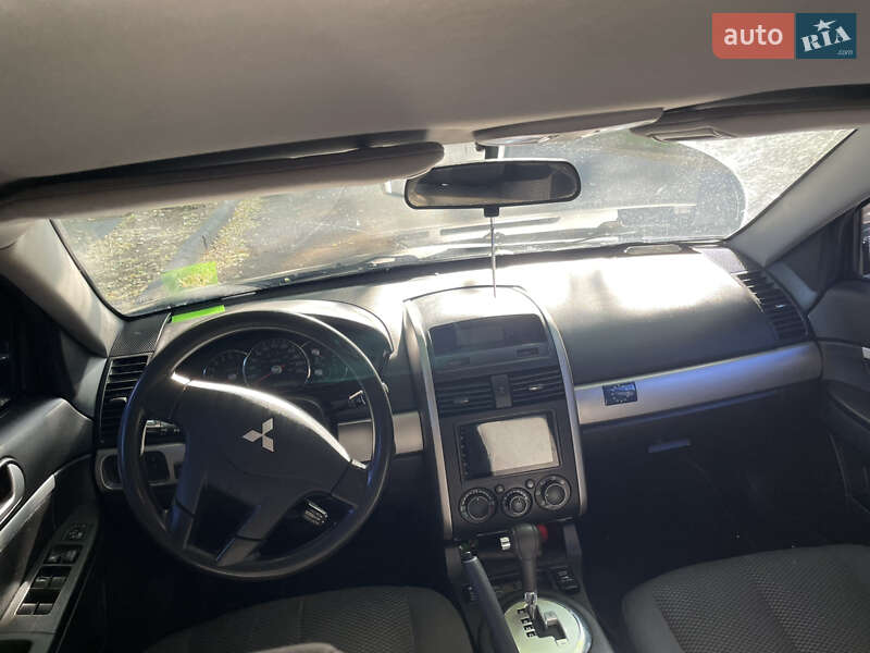 Седан Mitsubishi Galant 2007 в Киеве