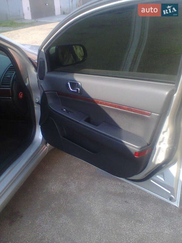 Седан Mitsubishi Galant 2008 в Києві