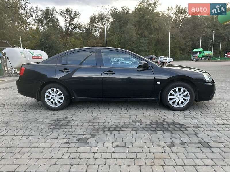 Седан Mitsubishi Galant 2009 в Киеве