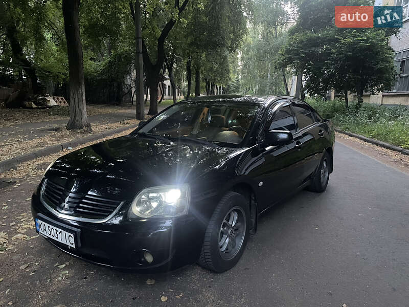 Седан Mitsubishi Galant 2007 в Киеве